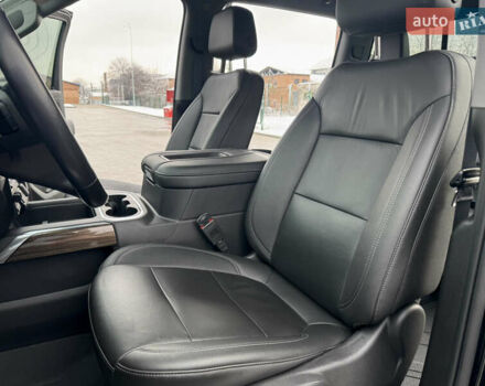 Черный Шевроле Сильверадо, объемом двигателя 5.33 л и пробегом 17 тыс. км за 43999 $, фото 38 на Automoto.ua