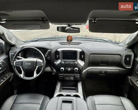 Черный Шевроле Сильверадо, объемом двигателя 5.33 л и пробегом 17 тыс. км за 43999 $, фото 41 на Automoto.ua