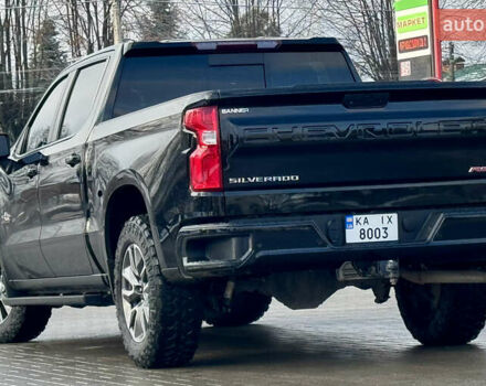 Черный Шевроле Сильверадо, объемом двигателя 5.33 л и пробегом 17 тыс. км за 43999 $, фото 3 на Automoto.ua