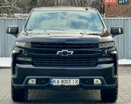 Черный Шевроле Сильверадо, объемом двигателя 5.33 л и пробегом 17 тыс. км за 43999 $, фото 4 на Automoto.ua