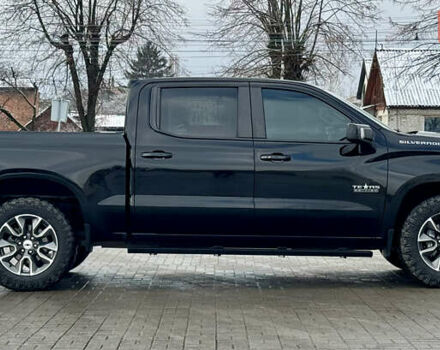 Черный Шевроле Сильверадо, объемом двигателя 5.33 л и пробегом 17 тыс. км за 43999 $, фото 11 на Automoto.ua