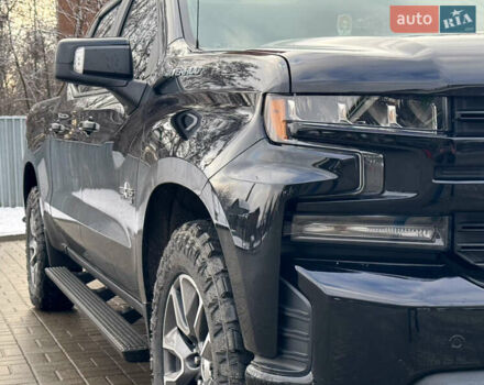 Черный Шевроле Сильверадо, объемом двигателя 5.33 л и пробегом 17 тыс. км за 43999 $, фото 22 на Automoto.ua