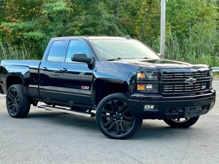 Шевроле Сильверадо 2015 в Одессе на Automoto.ua Черный Шевроле Сильверадо, объемом двигателя 5.3 л и пробегом 74 тыс. км за 11000 $, фото 1 на Automoto.ua
