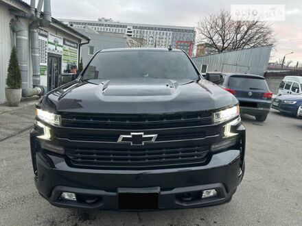 Шевроле Сильверадо 2018 в Киеве на Automoto.ua Черный Шевроле Сильверадо, объемом двигателя 5.33 л и пробегом 44 тыс. км за 45000 $, фото 1 на Automoto.ua