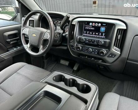 Шевроле Сильверадо, объемом двигателя 5.3 л и пробегом 45 тыс. км за 28500 $, фото 16 на Automoto.ua