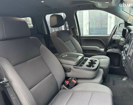 Шевроле Сильверадо, объемом двигателя 5.3 л и пробегом 45 тыс. км за 28500 $, фото 12 на Automoto.ua