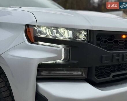 Серый Шевроле Сильверадо, объемом двигателя 3 л и пробегом 110 тыс. км за 45000 $, фото 8 на Automoto.ua