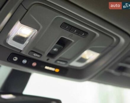 Серый Шевроле Сильверадо, объемом двигателя 3 л и пробегом 110 тыс. км за 45000 $, фото 28 на Automoto.ua