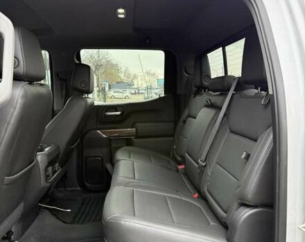 Серый Шевроле Сильверадо, объемом двигателя 3 л и пробегом 110 тыс. км за 45000 $, фото 33 на Automoto.ua