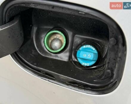 Серый Шевроле Сильверадо, объемом двигателя 3 л и пробегом 110 тыс. км за 45000 $, фото 16 на Automoto.ua