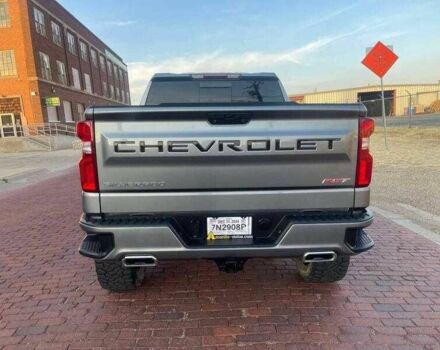 Сірий Шевроле Сільверадо, об'ємом двигуна 5.3 л та пробігом 39 тис. км за 14200 $, фото 5 на Automoto.ua