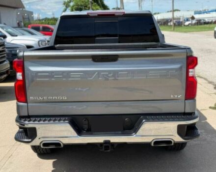 Серый Шевроле Сильверадо, объемом двигателя 5.3 л и пробегом 28 тыс. км за 49000 $, фото 6 на Automoto.ua