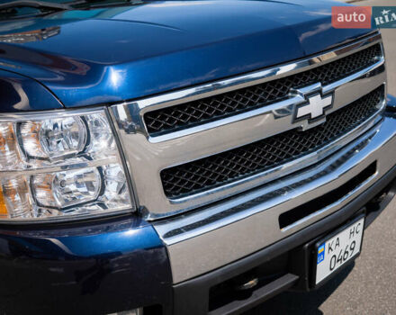 Синий Шевроле Сильверадо, объемом двигателя 5.33 л и пробегом 194 тыс. км за 13700 $, фото 20 на Automoto.ua