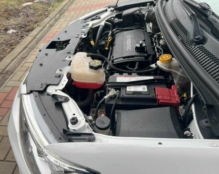 Белый Шевроле Соник, объемом двигателя 1.8 л и пробегом 114 тыс. км за 7800 $, фото 9 на Automoto.ua