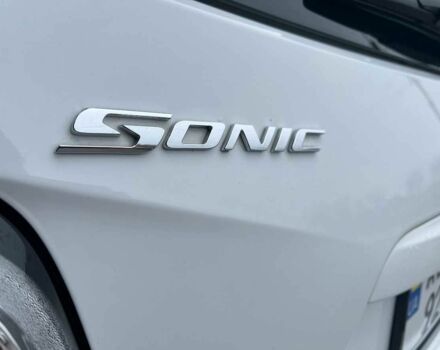 Белый Шевроле Соник, объемом двигателя 1.8 л и пробегом 114 тыс. км за 7800 $, фото 23 на Automoto.ua