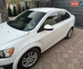 Белый Шевроле Соник, объемом двигателя 1.8 л и пробегом 173 тыс. км за 6800 $, фото 1 на Automoto.ua