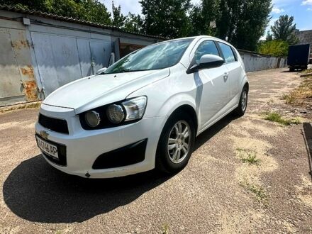 Білий Шевроле Сонік, об'ємом двигуна 1.8 л та пробігом 121 тис. км за 7900 $, фото 1 на Automoto.ua