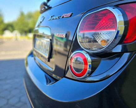 Черный Шевроле Соник, объемом двигателя 1.36 л и пробегом 144 тыс. км за 7500 $, фото 14 на Automoto.ua