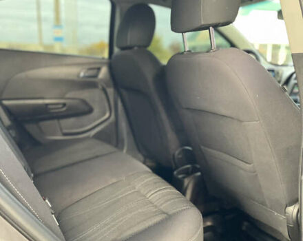 Чорний Шевроле Сонік, об'ємом двигуна 1.8 л та пробігом 138 тис. км за 6600 $, фото 17 на Automoto.ua