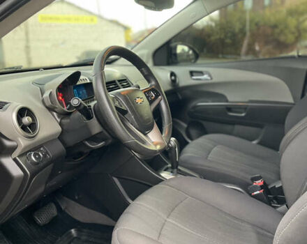 Чорний Шевроле Сонік, об'ємом двигуна 1.8 л та пробігом 138 тис. км за 6600 $, фото 20 на Automoto.ua