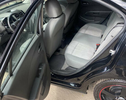 Черный Шевроле Соник, объемом двигателя 1.8 л и пробегом 162 тыс. км за 7200 $, фото 12 на Automoto.ua