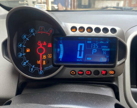 Черный Шевроле Соник, объемом двигателя 1.8 л и пробегом 162 тыс. км за 7200 $, фото 21 на Automoto.ua