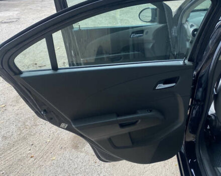 Черный Шевроле Соник, объемом двигателя 1.8 л и пробегом 162 тыс. км за 7200 $, фото 11 на Automoto.ua