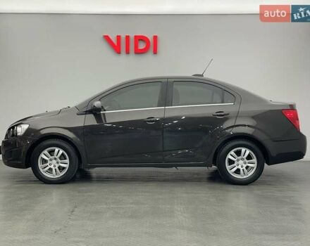 Коричневый Шевроле Соник, объемом двигателя 1.6 л и пробегом 163 тыс. км за 7471 $, фото 2 на Automoto.ua