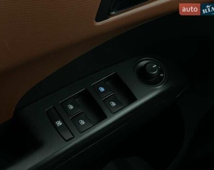 Коричневый Шевроле Соник, объемом двигателя 1.6 л и пробегом 163 тыс. км за 7471 $, фото 13 на Automoto.ua