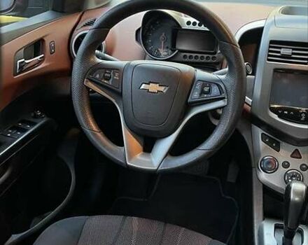 Коричневий Шевроле Сонік, об'ємом двигуна 1.8 л та пробігом 162 тис. км за 8300 $, фото 2 на Automoto.ua