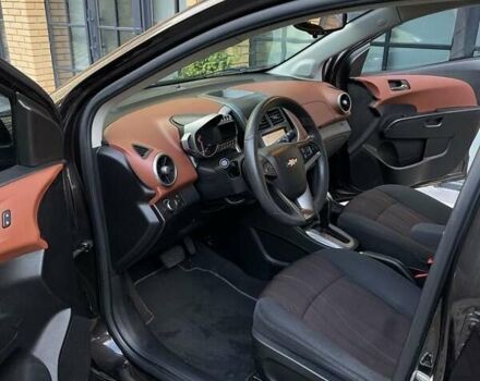 Коричневий Шевроле Сонік, об'ємом двигуна 1.8 л та пробігом 162 тис. км за 8300 $, фото 3 на Automoto.ua