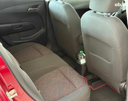 Красный Шевроле Соник, объемом двигателя 1.8 л и пробегом 80 тыс. км за 8990 $, фото 18 на Automoto.ua