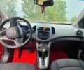 Красный Шевроле Соник, объемом двигателя 0 л и пробегом 179 тыс. км за 5999 $, фото 4 на Automoto.ua