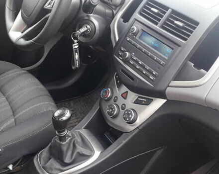 Шевроле Сонік, об'ємом двигуна 1.8 л та пробігом 102 тис. км за 6950 $, фото 3 на Automoto.ua