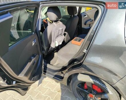 Серый Шевроле Соник, объемом двигателя 1.8 л и пробегом 220 тыс. км за 9000 $, фото 18 на Automoto.ua