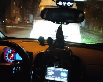 Серый Шевроле Соник, объемом двигателя 1.8 л и пробегом 220 тыс. км за 9000 $, фото 4 на Automoto.ua