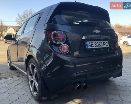 Серый Шевроле Соник, объемом двигателя 1.4 л и пробегом 85 тыс. км за 10500 $, фото 7 на Automoto.ua