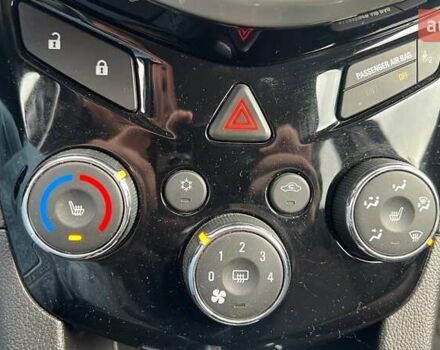 Серый Шевроле Соник, объемом двигателя 1.36 л и пробегом 46 тыс. км за 9990 $, фото 20 на Automoto.ua