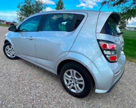 Серый Шевроле Соник, объемом двигателя 1.4 л и пробегом 33 тыс. км за 1500 $, фото 2 на Automoto.ua