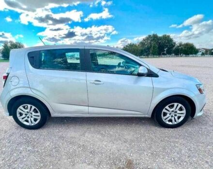 Серый Шевроле Соник, объемом двигателя 1.4 л и пробегом 33 тыс. км за 1500 $, фото 5 на Automoto.ua