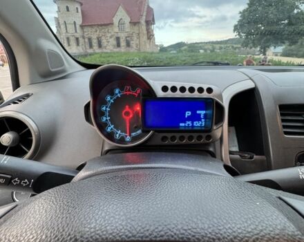 Серый Шевроле Соник, объемом двигателя 1.8 л и пробегом 251 тыс. км за 5950 $, фото 12 на Automoto.ua