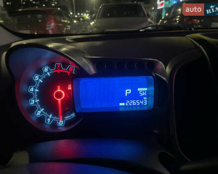 Сірий Шевроле Сонік, об'ємом двигуна 1.4 л та пробігом 226 тис. км за 5900 $, фото 15 на Automoto.ua