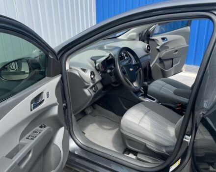 Сірий Шевроле Сонік, об'ємом двигуна 1.8 л та пробігом 173 тис. км за 7500 $, фото 17 на Automoto.ua