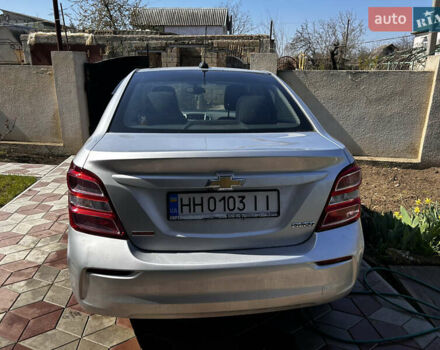Сірий Шевроле Сонік, об'ємом двигуна 1.36 л та пробігом 118 тис. км за 8000 $, фото 5 на Automoto.ua