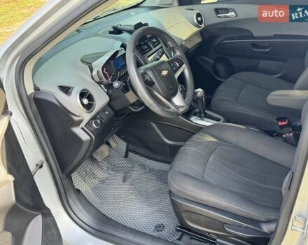 Шевроле Соник 2016 в Харькове на Automoto.ua Серый Шевроле Соник, объемом двигателя 1.8 л и пробегом 192 тыс. км за 7000 $, фото 16 на Automoto.ua