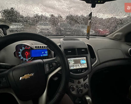 Сірий Шевроле Сонік, об'ємом двигуна 1.8 л та пробігом 128 тис. км за 5800 $, фото 2 на Automoto.ua