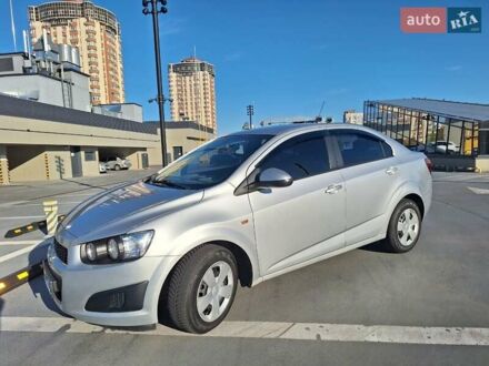 Шевроле Соник 2012 в Киеве на Automoto.ua Серый Шевроле Соник, объемом двигателя 1.6 л и пробегом 109 тыс. км за 7100 $, фото 1 на Automoto.ua