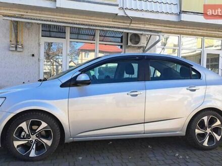 Серый Шевроле Соник, объемом двигателя 1.36 л и пробегом 117 тыс. км за 7999 $, фото 1 на Automoto.ua