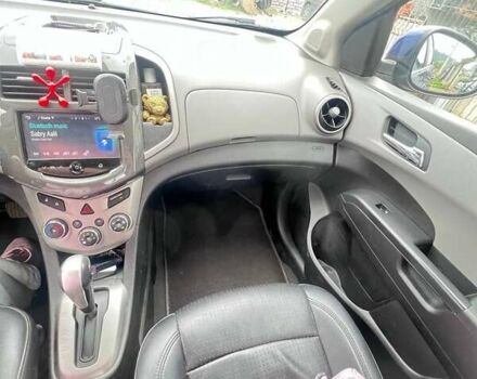 Синий Шевроле Соник, объемом двигателя 1.36 л и пробегом 184 тыс. км за 6300 $, фото 2 на Automoto.ua