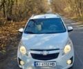 Белый Шевроле Спарк, объемом двигателя 1.2 л и пробегом 179 тыс. км за 4700 $, фото 1 на Automoto.ua